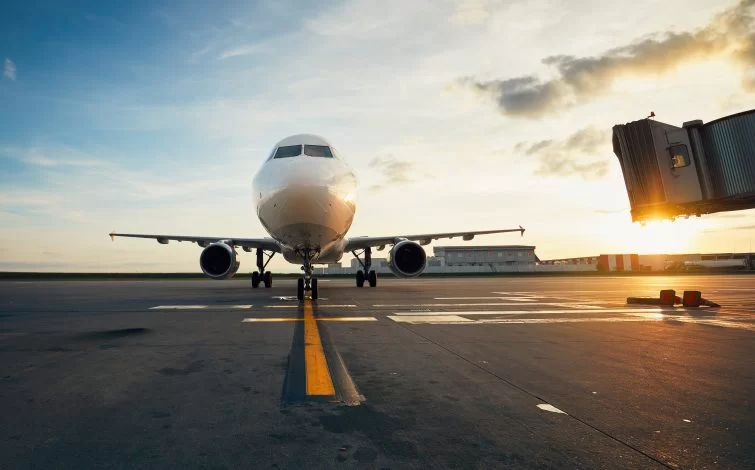 Airport-at-the-amazing-sunset-2021-08-26-22-38-42-utc-755x470