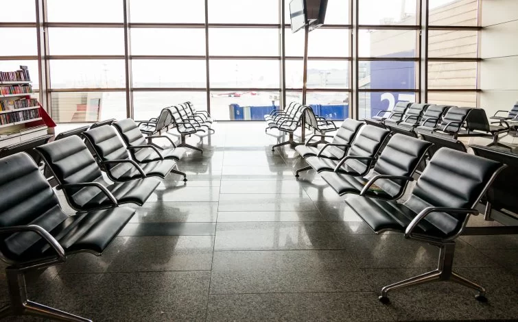 The-waiting-room-at-the-airport-2021-08-26-19-00-19-utc-755x470