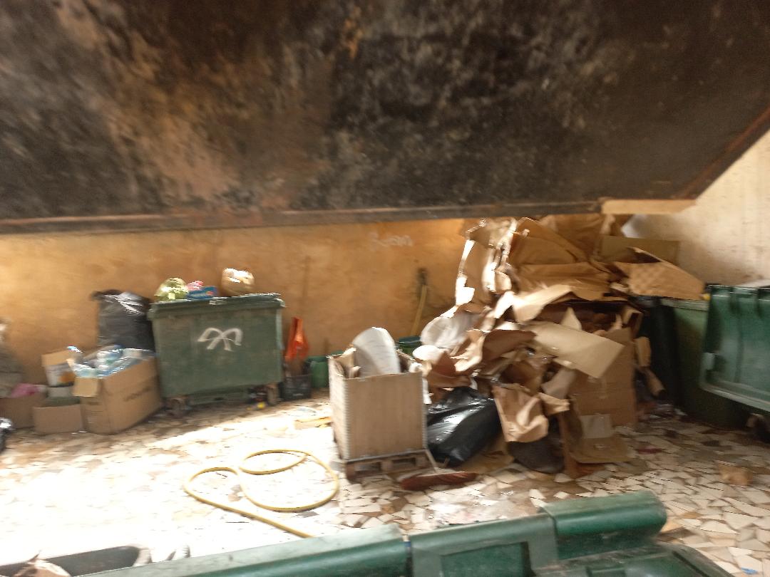 Local Poubelles