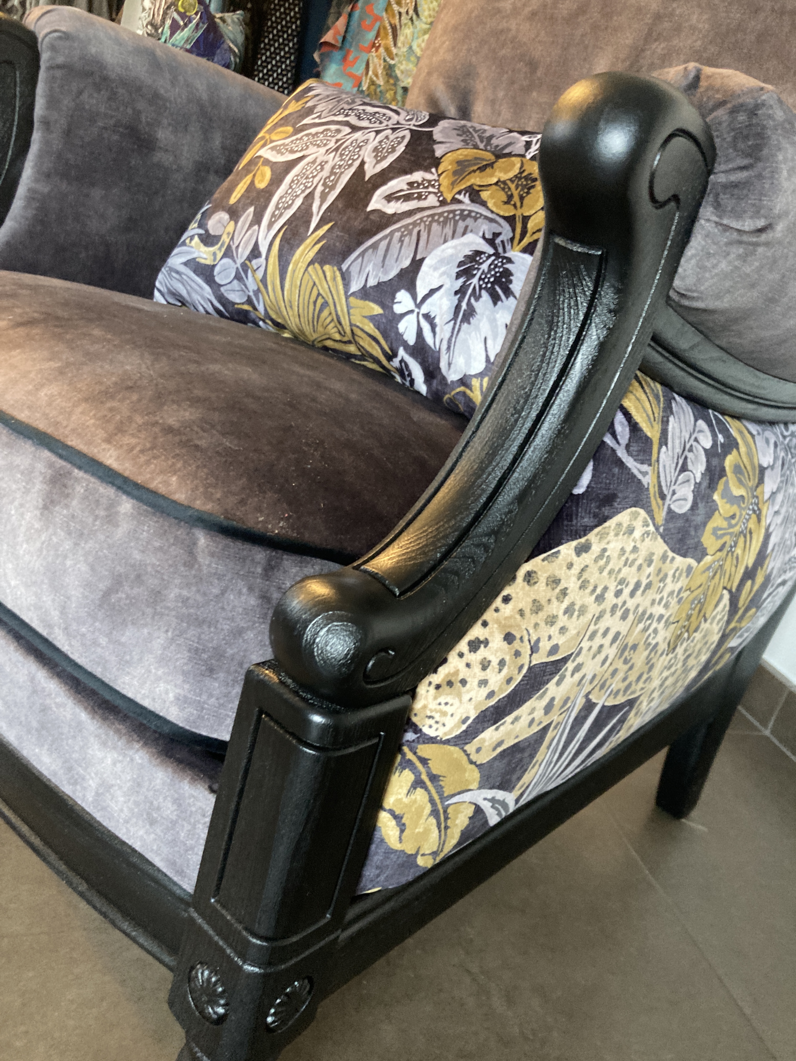 Atelier les renaissances tapissier decorateur ameublement relooking fauteuil meubles saint medard en jalles bordeaux lacanaux eysines merignac blanquefort cauderan le haillan