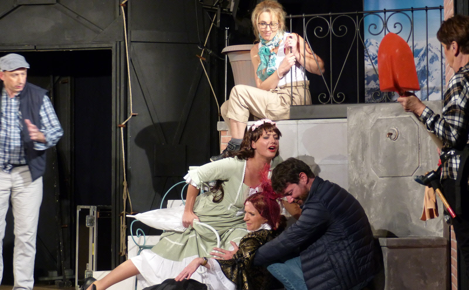 La troupe a mis aussi le public a contribution photo dna 1633629113