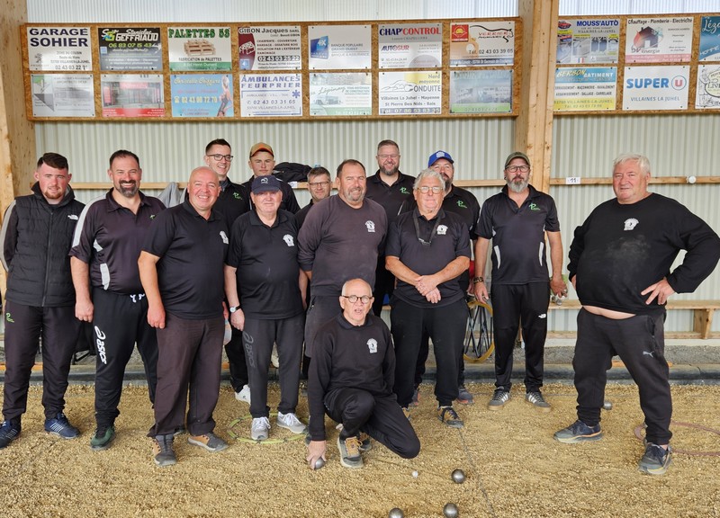 Mayenne-2-st-pierre-la-cour-div-2-gr-a-32-4