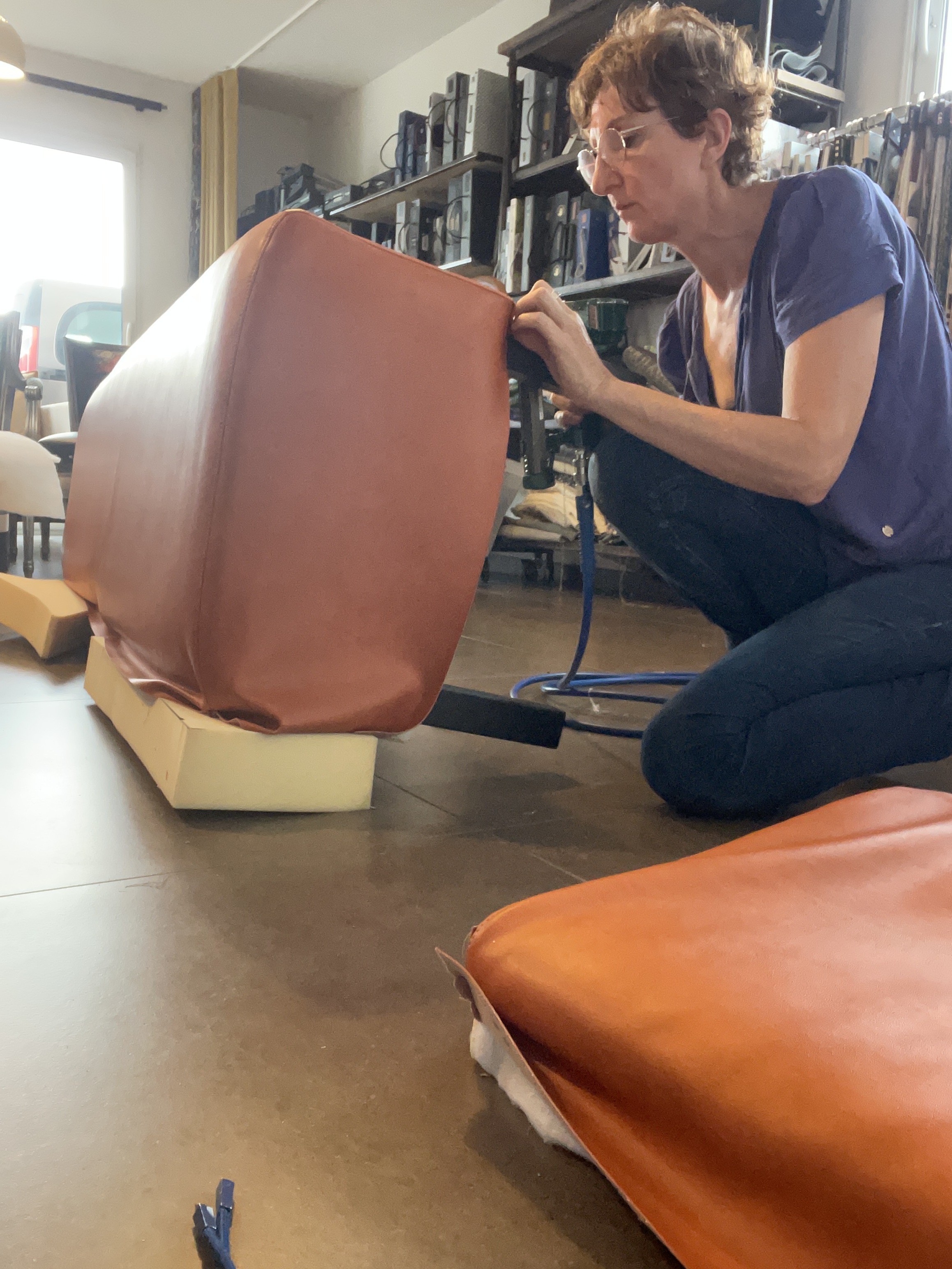 Atelier les renaissances tapissierbordeaux tapissiermedoc tapissiersaintmedardenjalles tapissierlacanau refection fauteuil restauration meuble formationtapisserie couture ameublement banquette confection rideaux