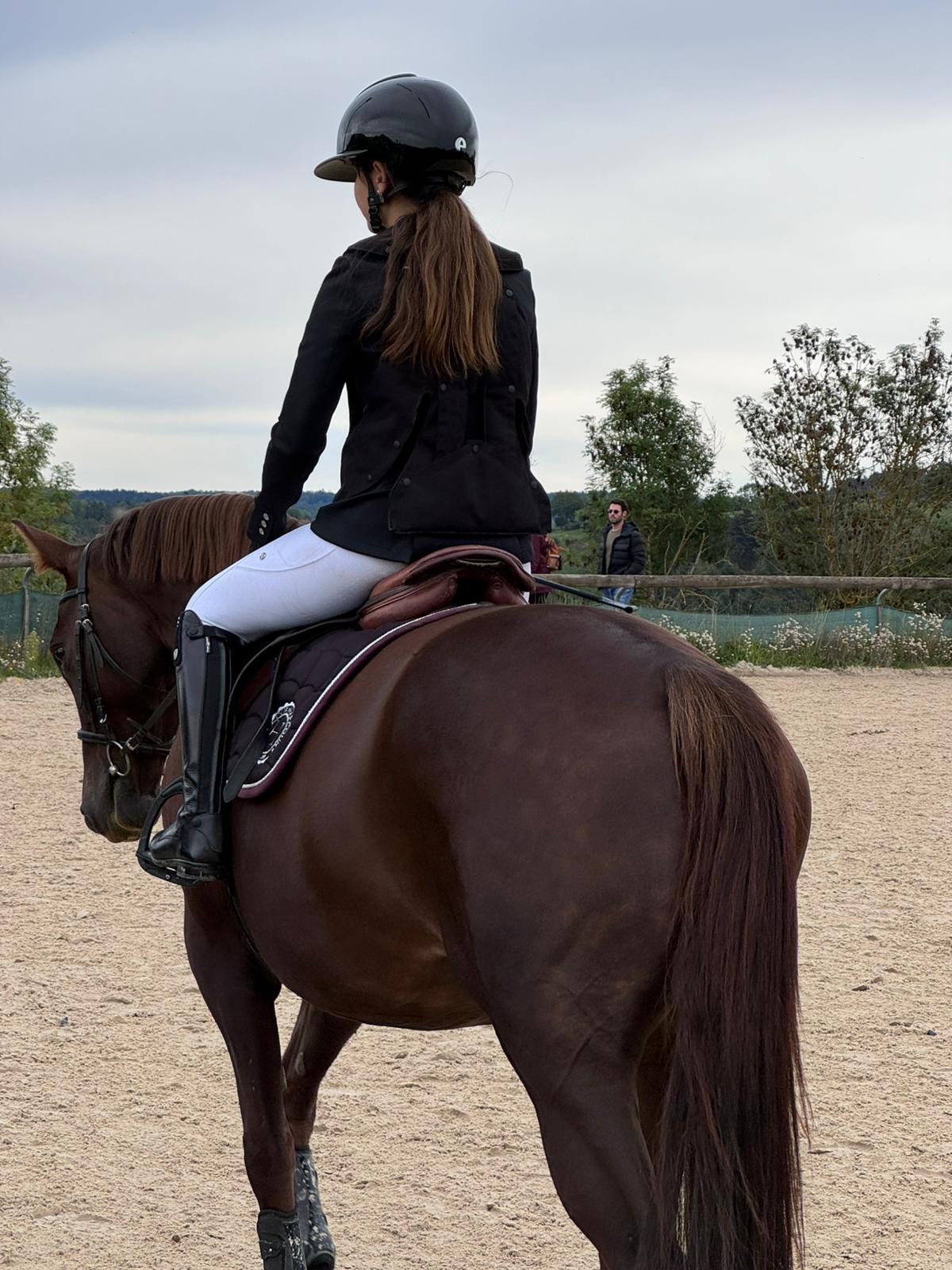 PHOTO-2025-10-06-20-49-08