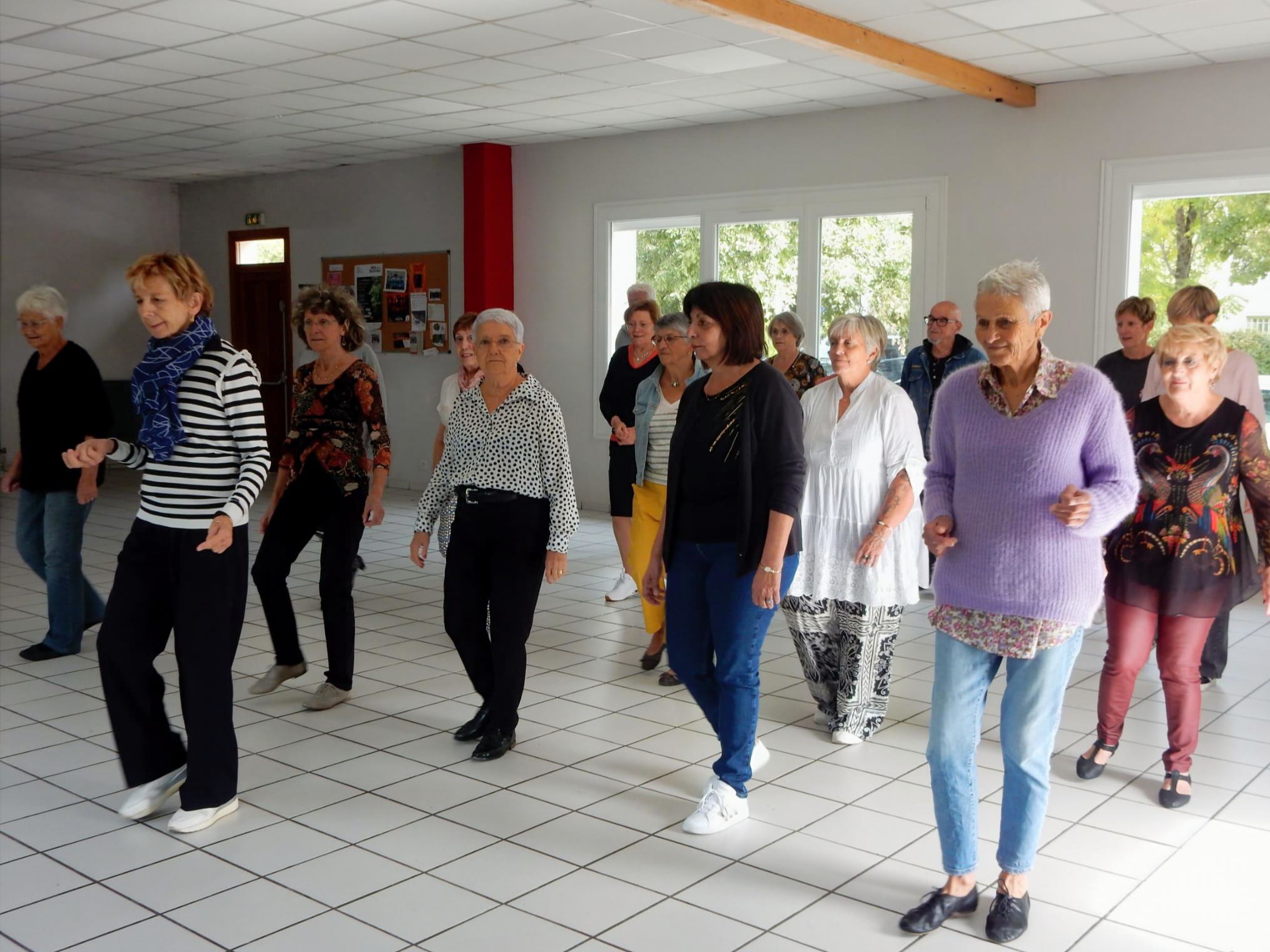 Alpeclatsdedanse photo groupe danse en ligne 3