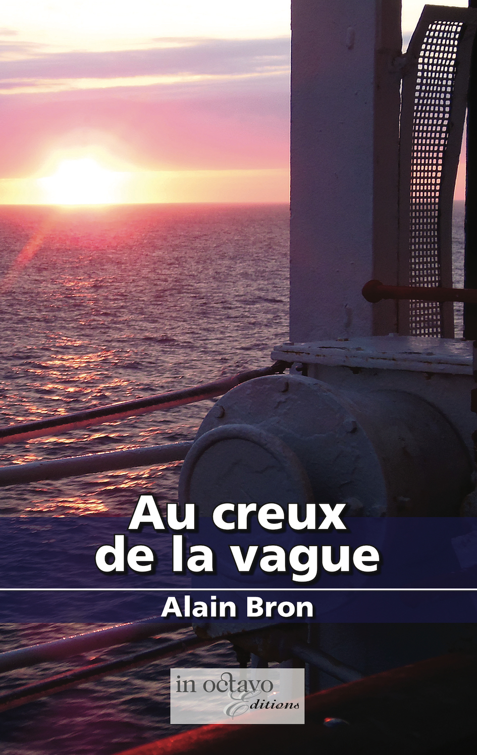 Au-creux-de-la-vague-couv-V2-Web-copie
