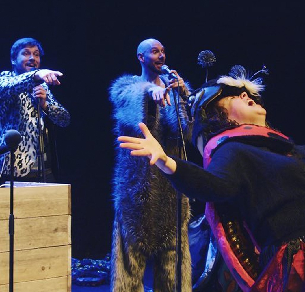 BEEST-kleinere-versie-1181x1181-Cropped