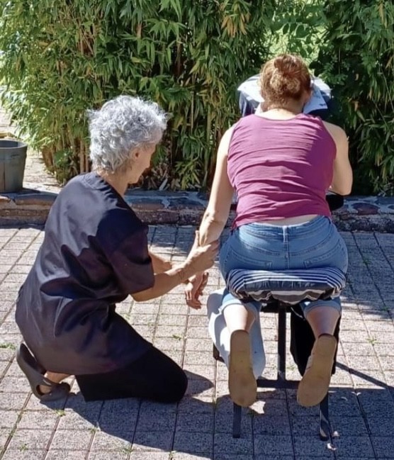 Pphoto massage assis