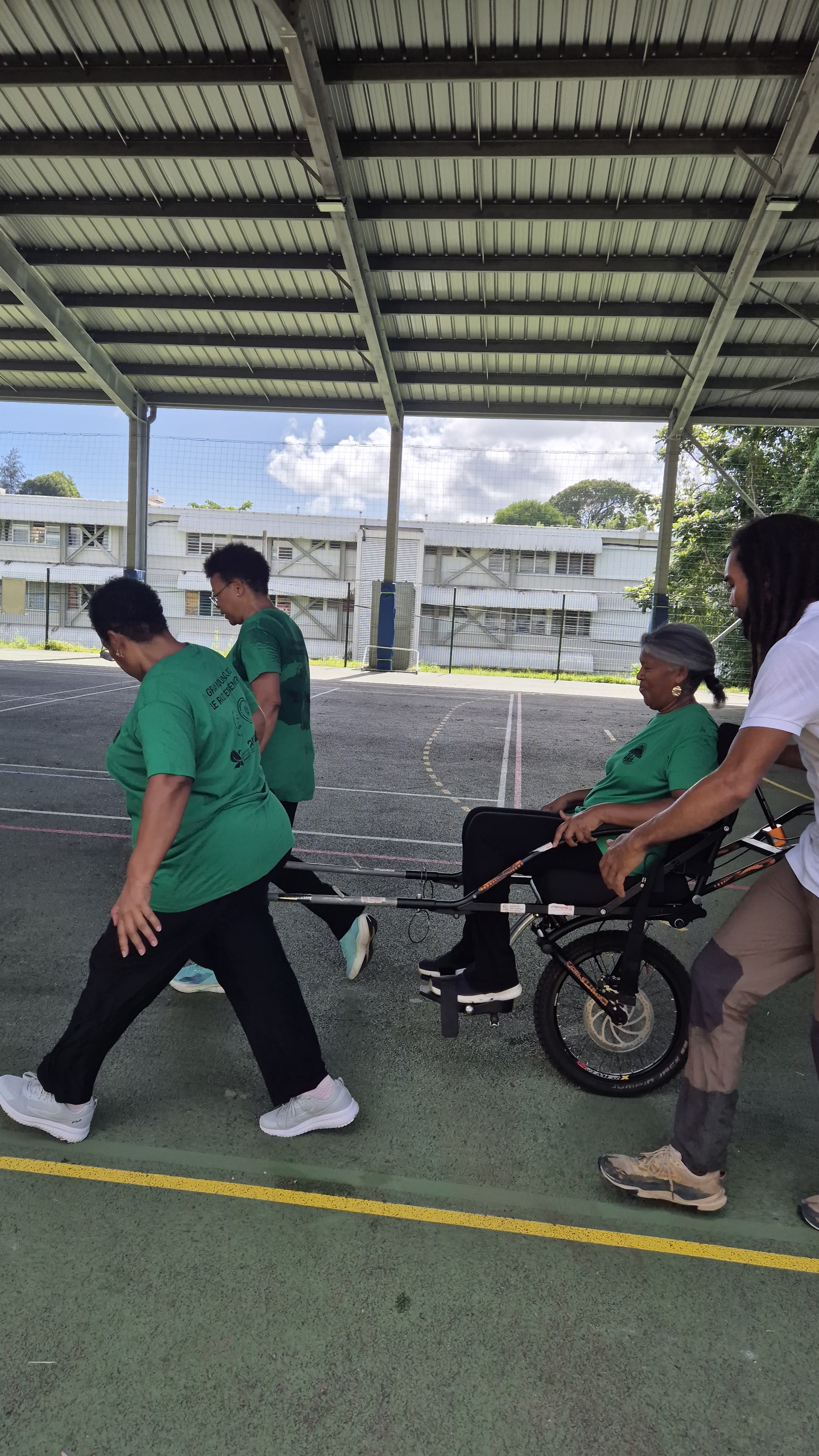 Whatsapp image 2025 10 25 at 20 57 43