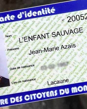 Après la fin de la Seconde Guerre mondiale, un mouvement mondialiste se crée reprenant l’idée généreuse de l’Américaine Lola M.Lloyd et de la Hongroise Rosika Schwimmer qui avaient proposé, dès 1924, un plan pour la mise en place d’une Assemblée constituante mondiale dont les membres, élus par les peuples du monde entier, rédigeraient une Constitution mondiale.