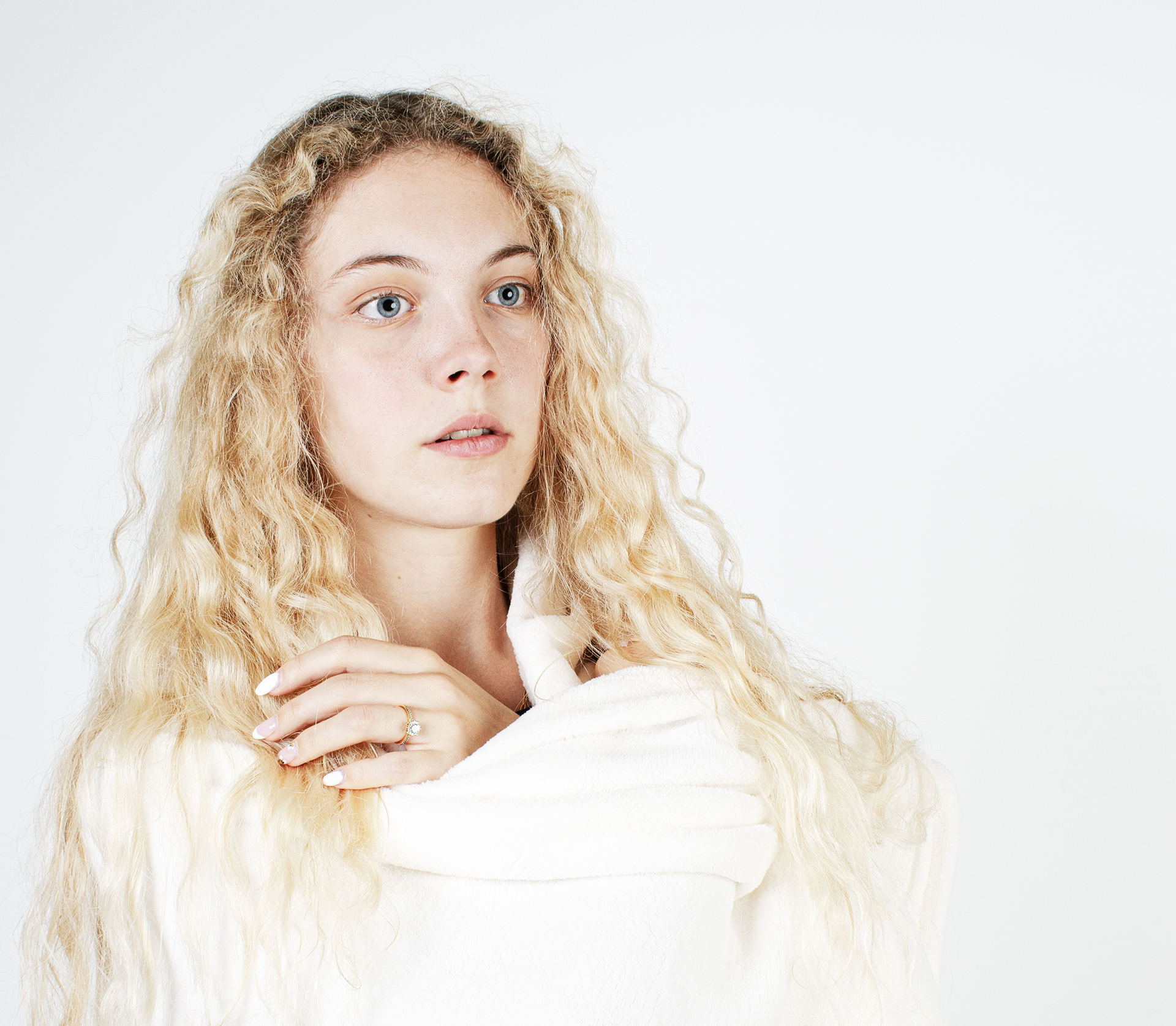 Tiany 1 couleur 1920