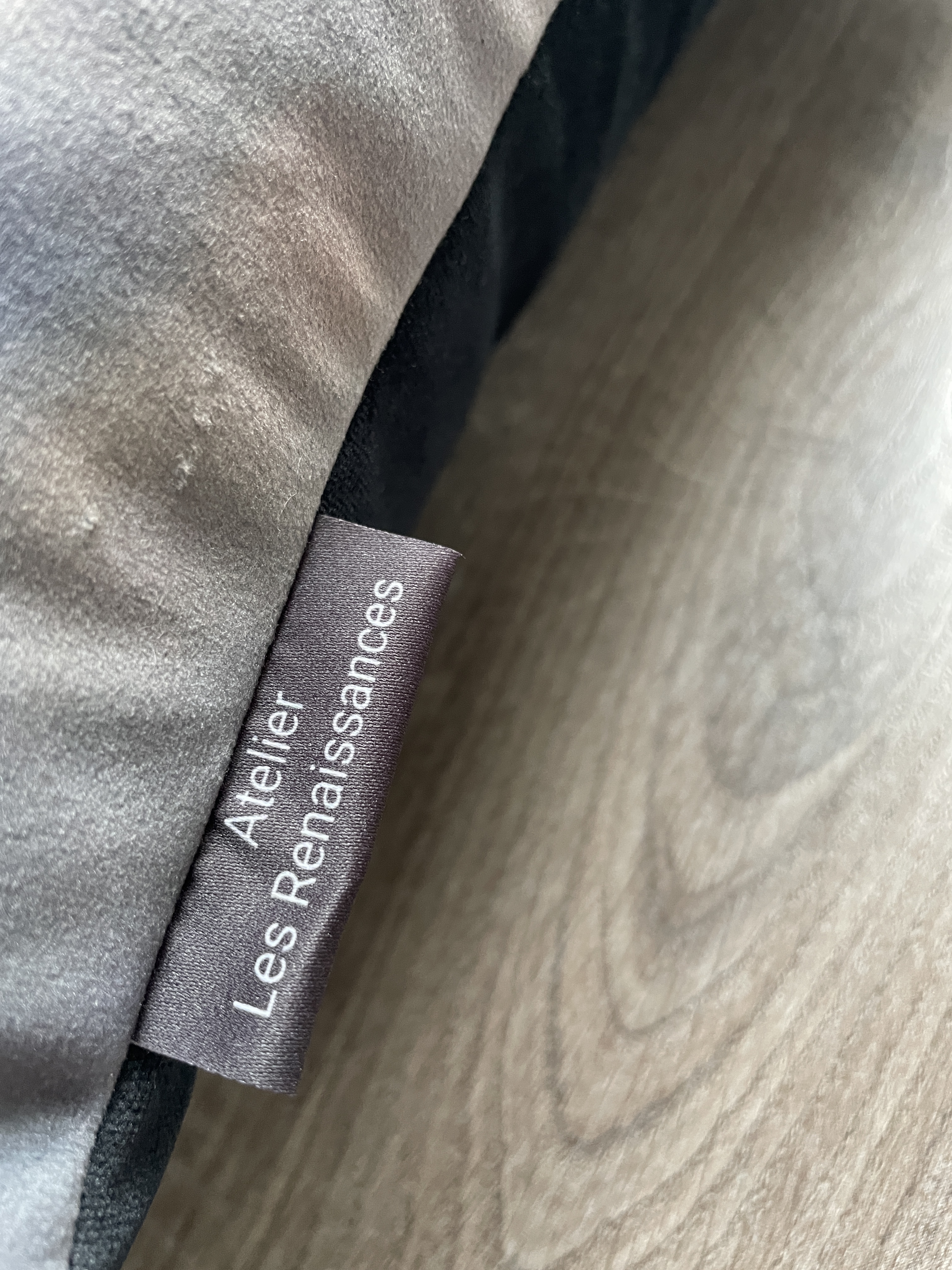 Atelier les renaissances tapissier eysines decorateur saint medard en jalles tapissier bordeaux tapissier lacanau tapissier medoc refection chaises fauteuil