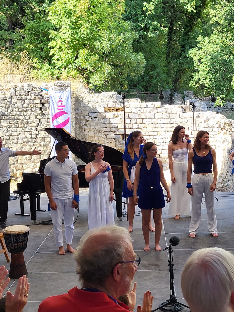 15ea8a1a-efcd-4f17-96b9-2373104a4b79 1 105 c