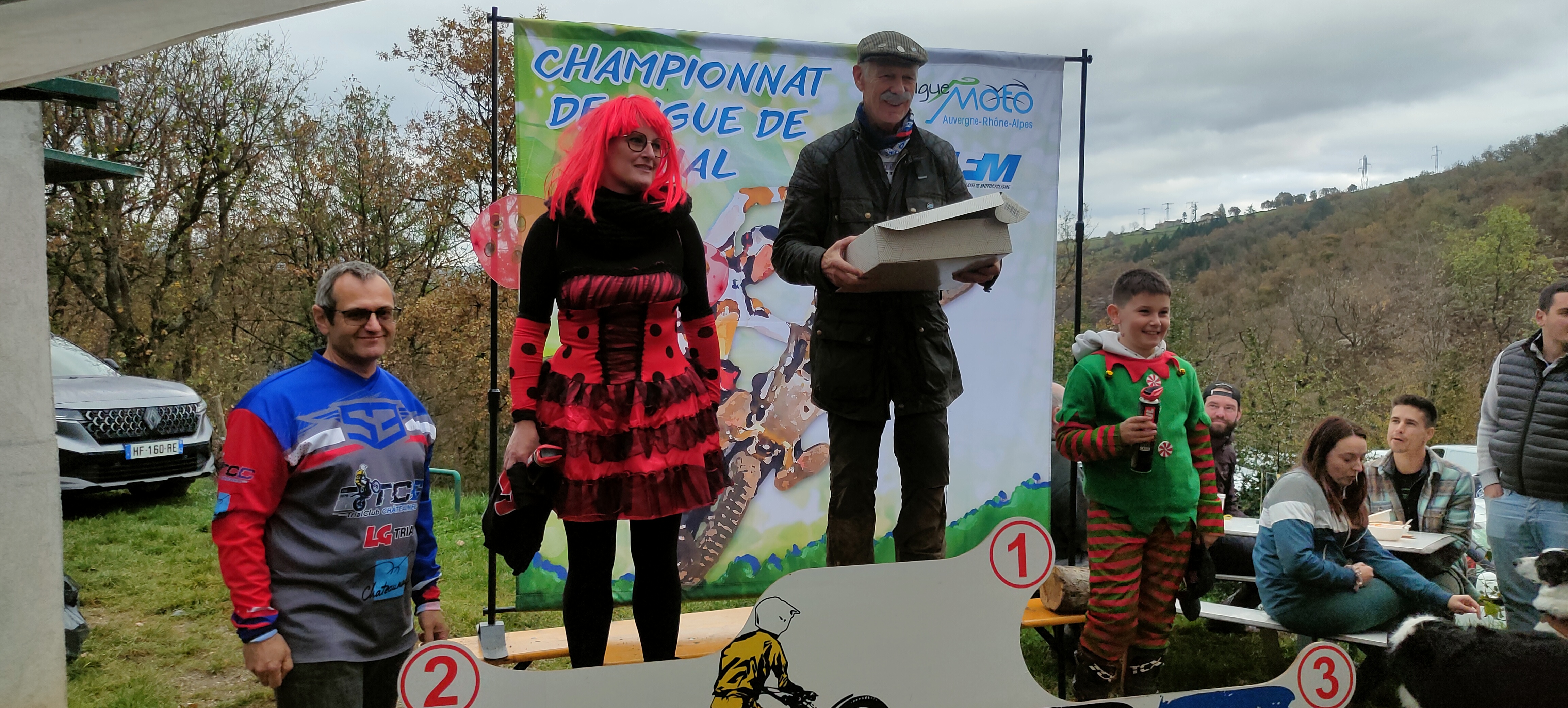 TCC-09-nov-2025-podium-deguisement