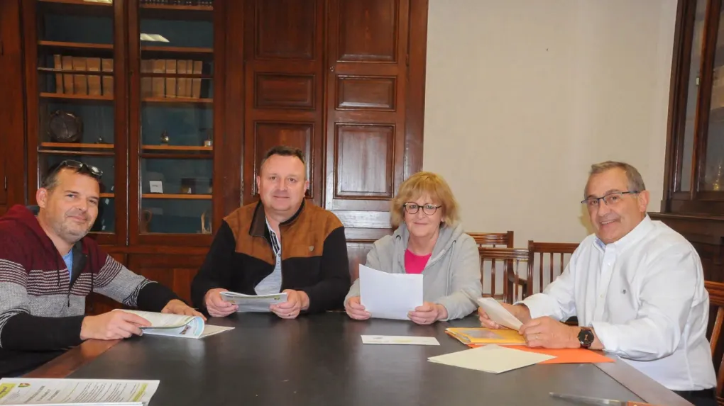 Quels commerces de proximité dans la commune de Poulaines ?