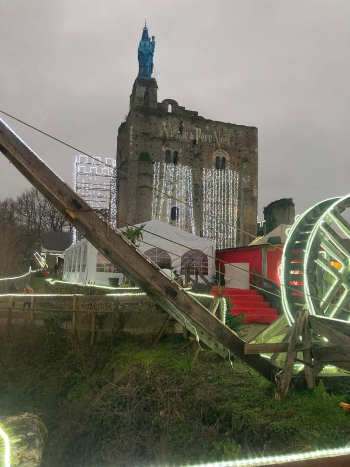 0317f2e5 463c 4050 9009 ddcb119a7118