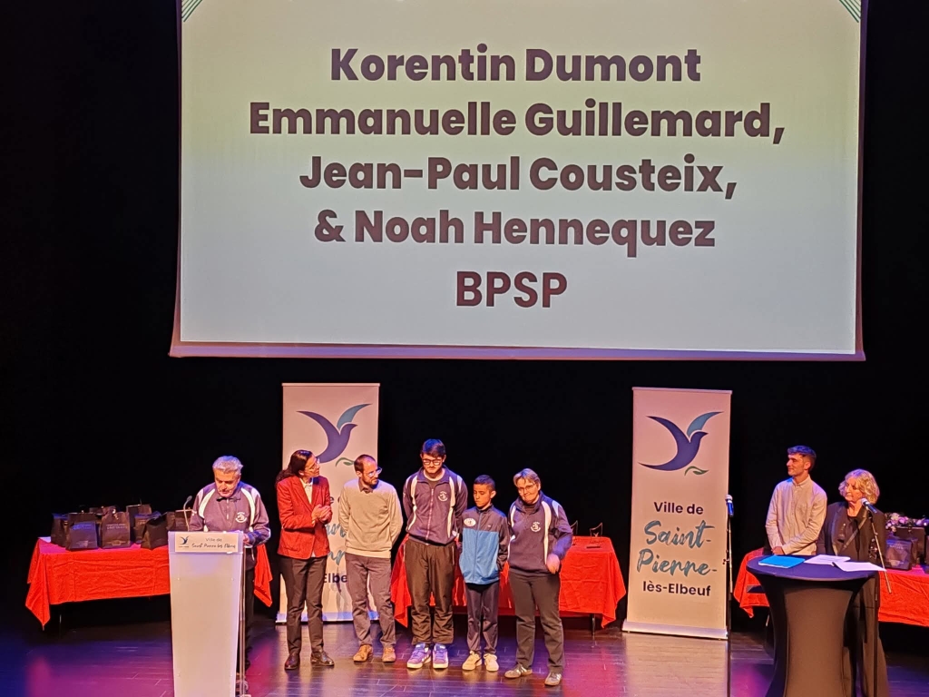 Facebook 1764103208892 7399185145470039413