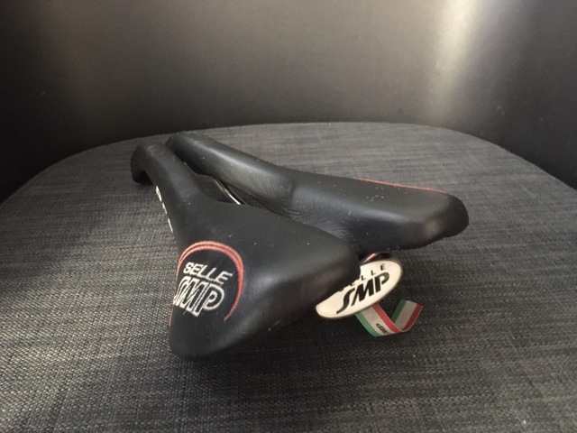 selle SMP PRO noire en bon etat 80 euro