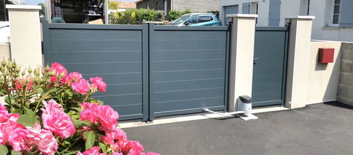 Portail motorise et portillon 3