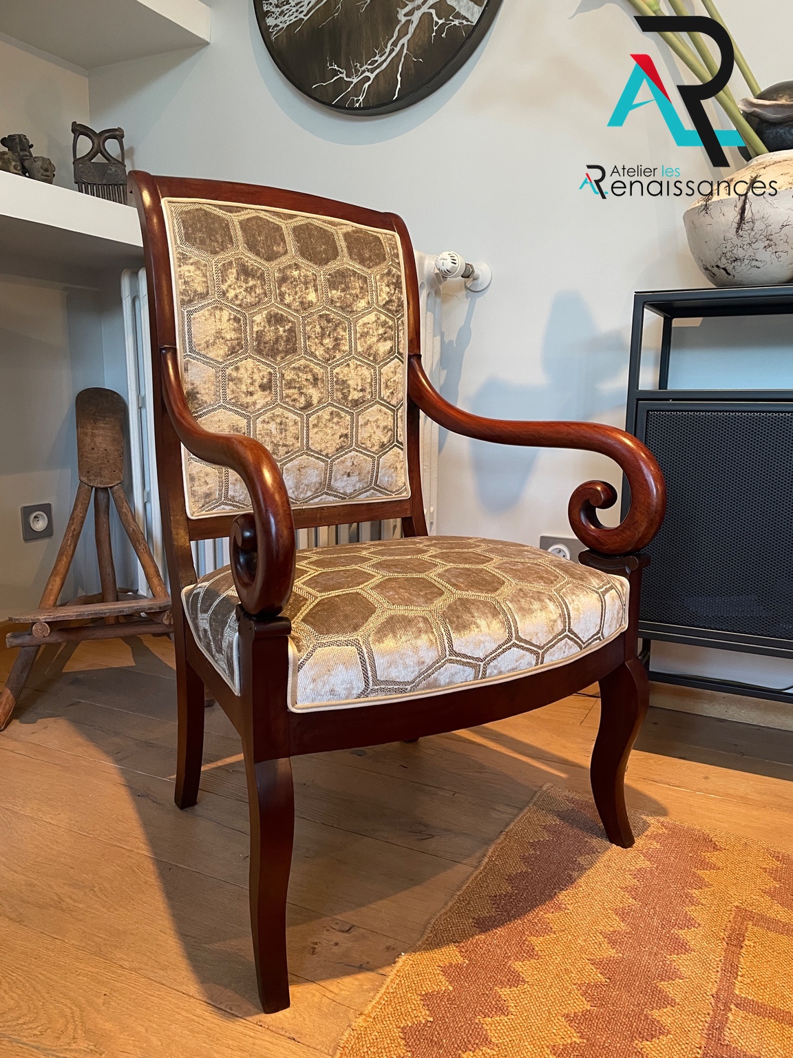 Tapissier decorateur atelier les renaissances refection renovation creation fauteuil saint aubin de medoc saint medard en jalles bordeaux lacanau medoc