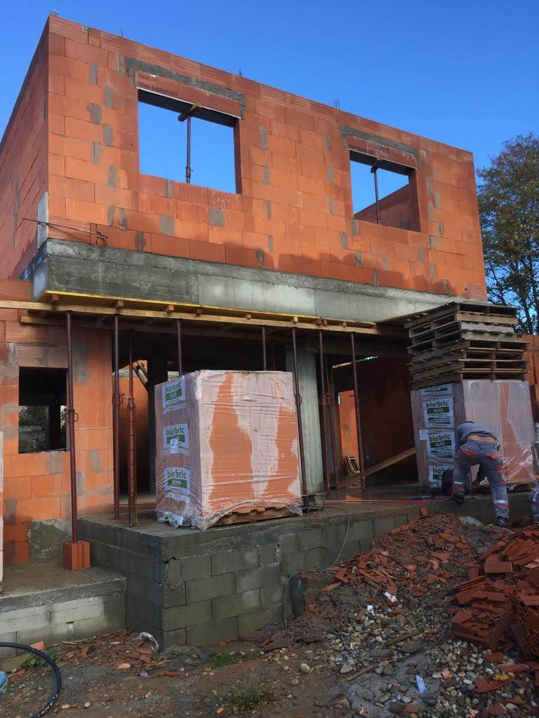 81c847a5 e61d 4fc3 aa54 0a4ea4184e7b