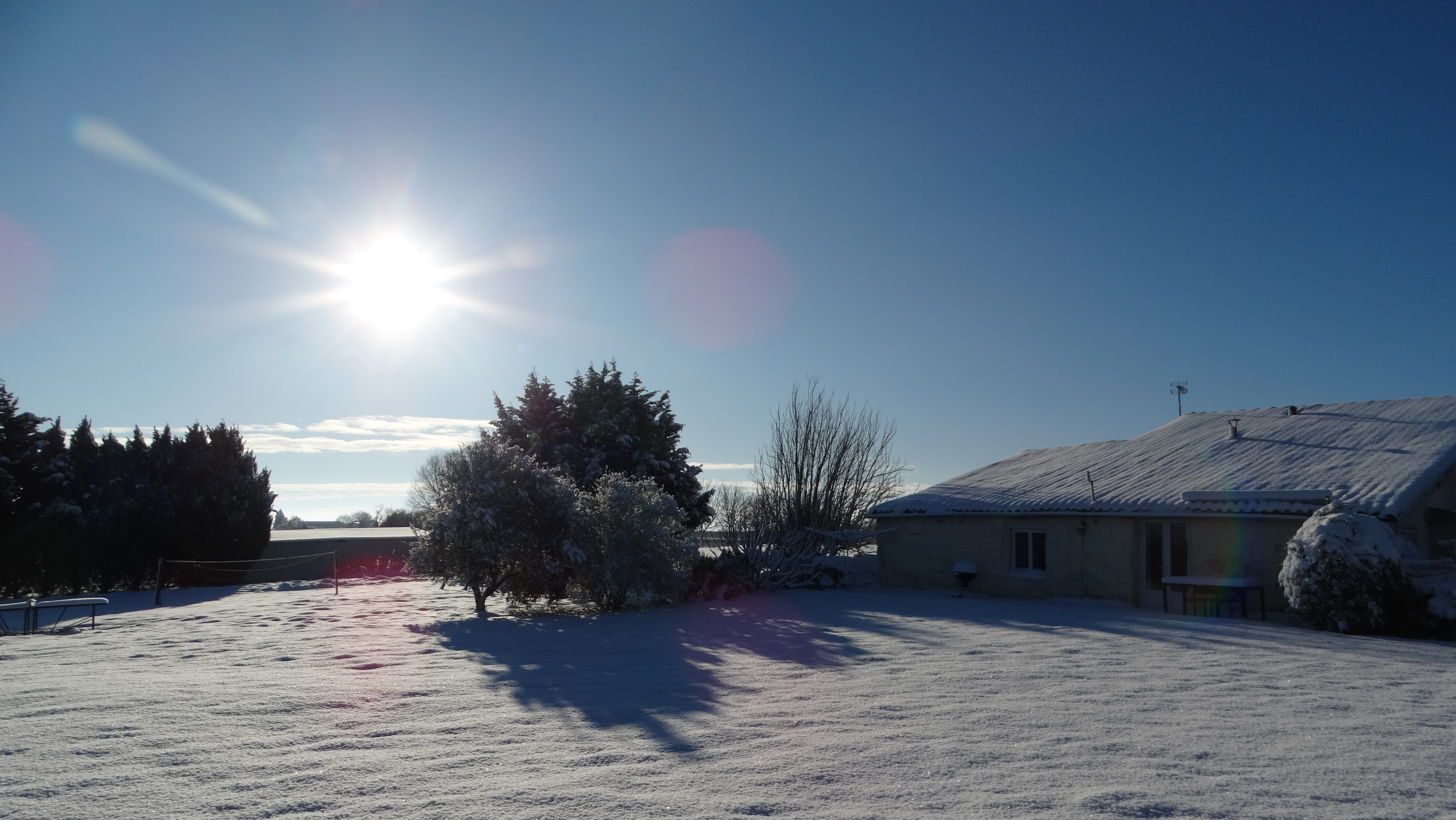 La Petite Grange sous la neige !