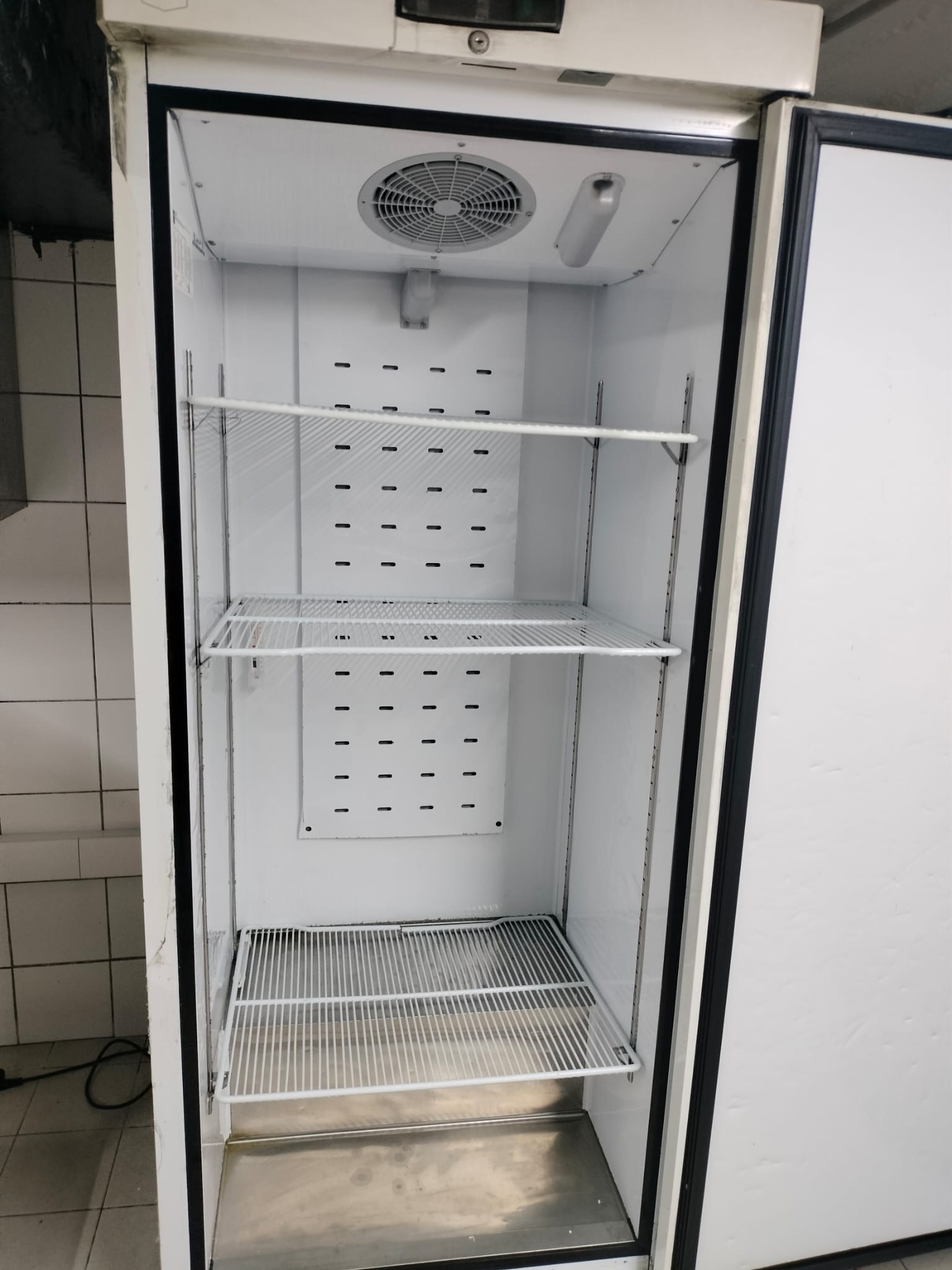 Ccaed588 b597 43c8 a52e db00a41b8f44