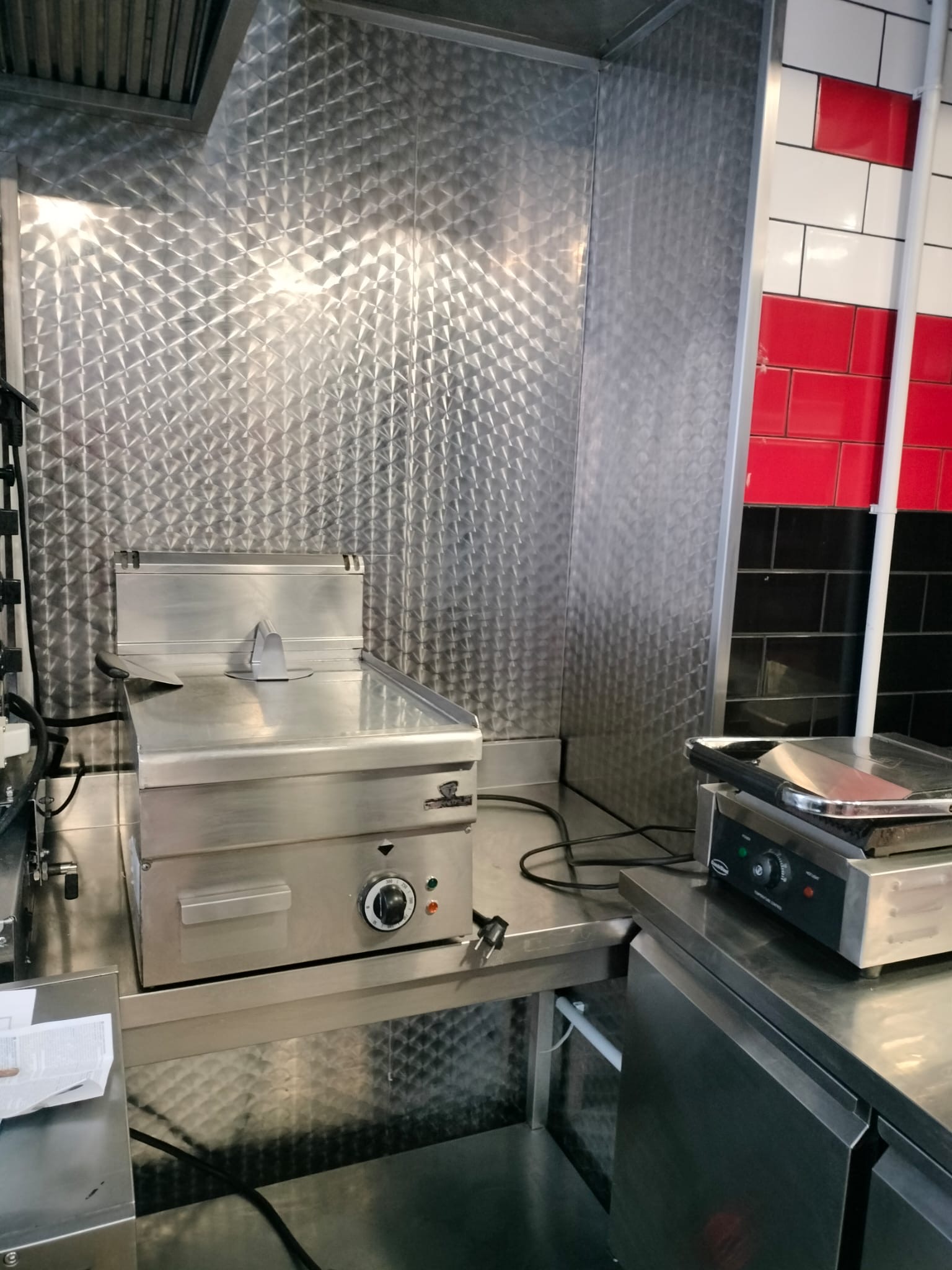 8b3eb3ae 9e58 415b a5fe 356ea8e25b6e