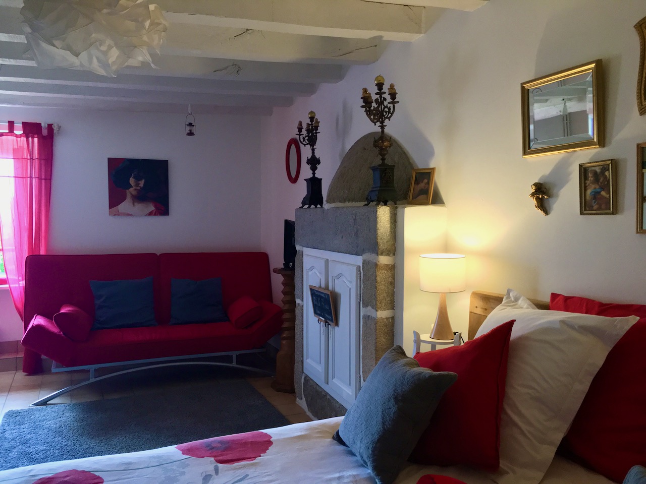 Aux anges tete canape