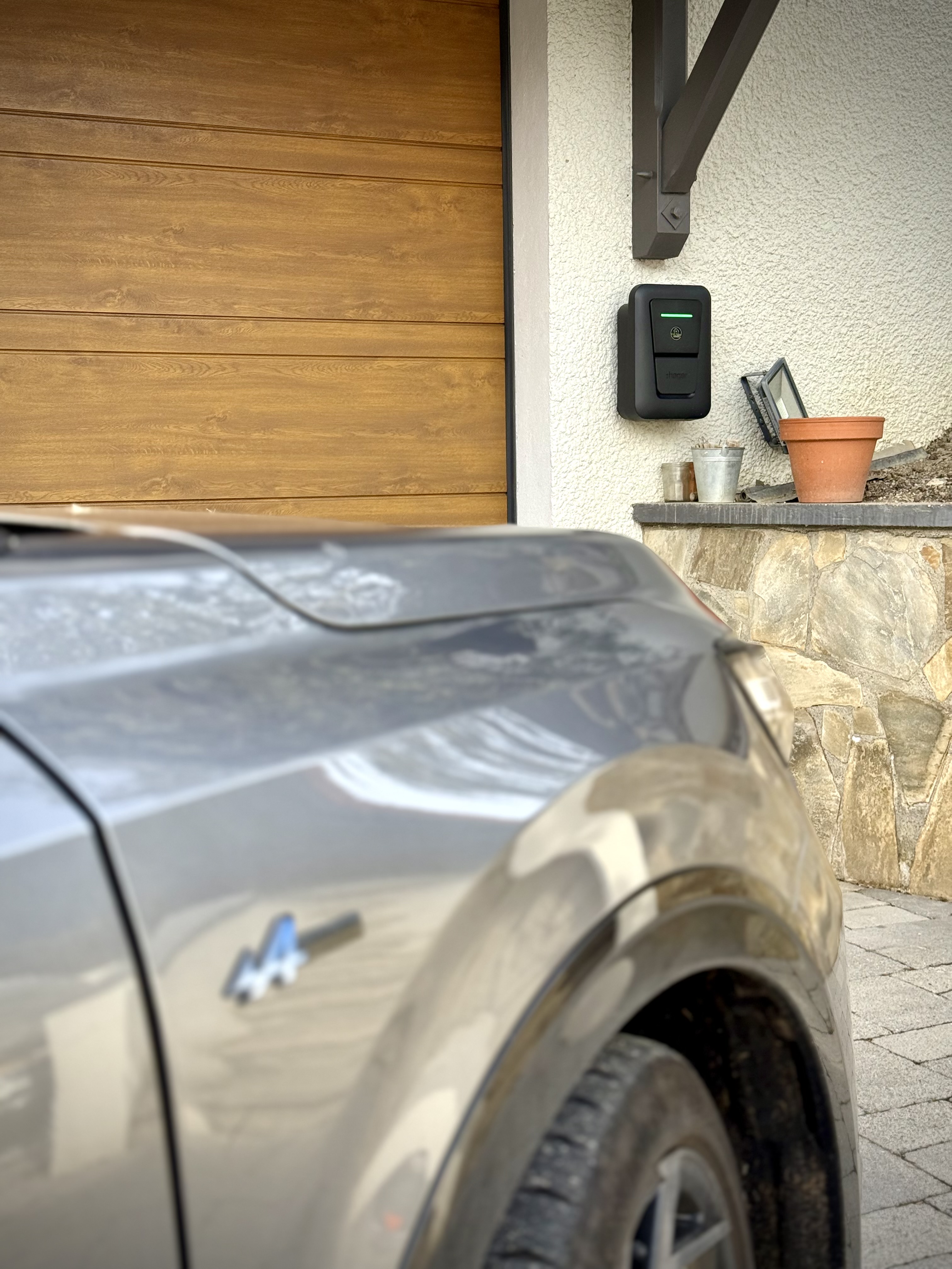 Installation borne de recharge lugrin