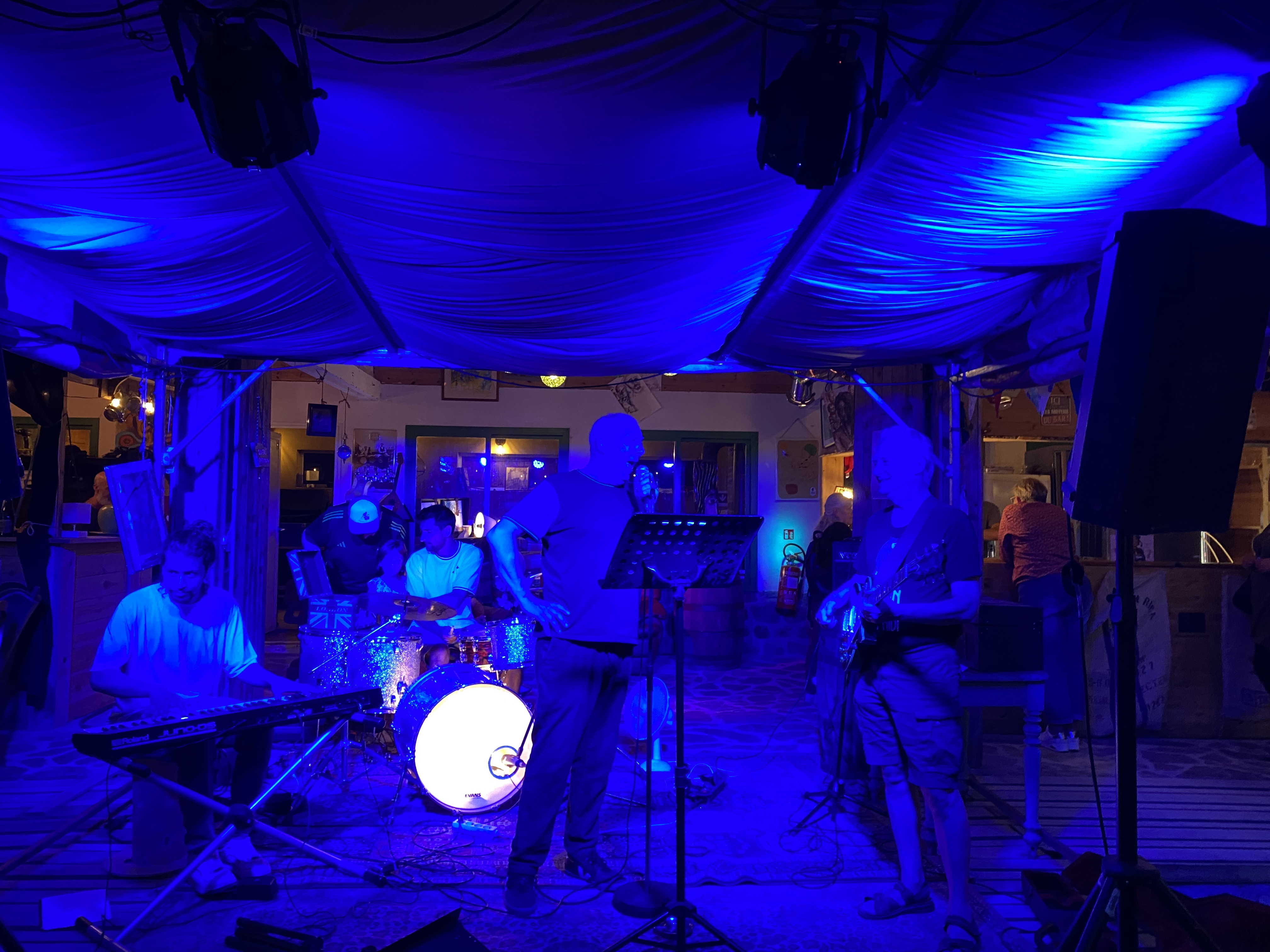 Atjmmegzrc24yzeg65icyq