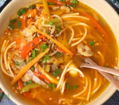 Thukpa-soupe-tibetaine