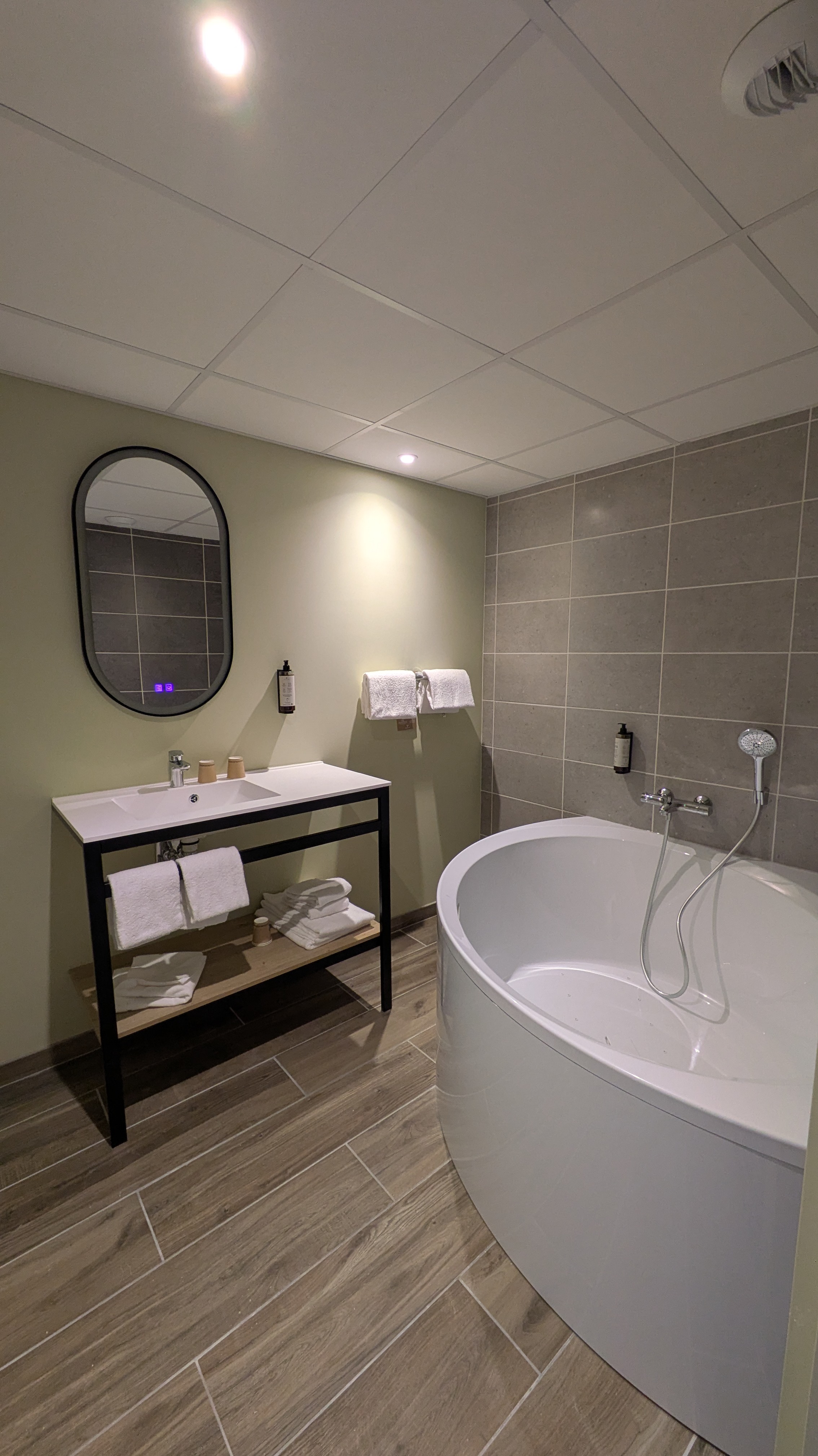 Pxl 20260121 145758757 mp