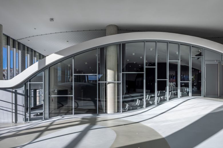 Upv-auditorium-atrium-1