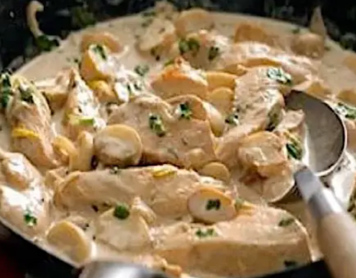 Poulet-a-la-creme-grand-mere-Blanc