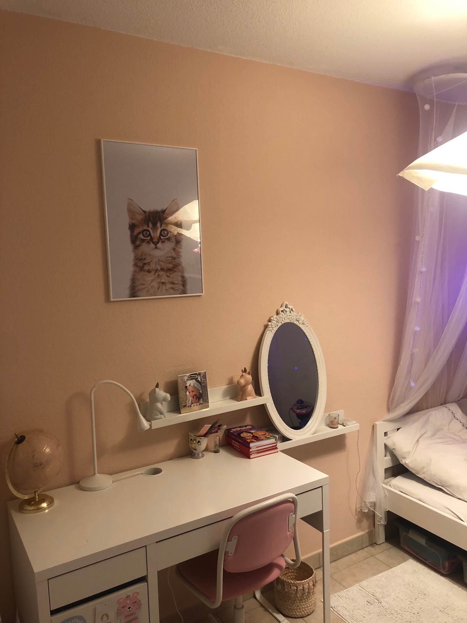 Peinture murs  chmabre fille teinte Farrow and Ball" vieux rose"