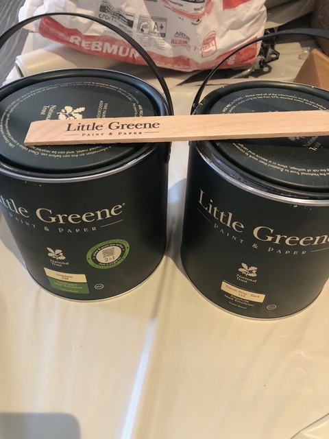 Applicateur de peintures Little Greene, Tollens, Zolpan, Farrow and Ball, Flamant.