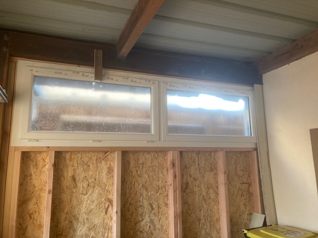 Avo renovation isolation d un garage aux ponts de ce maconnerie surbots menuiserie porte fenetre bardage 18