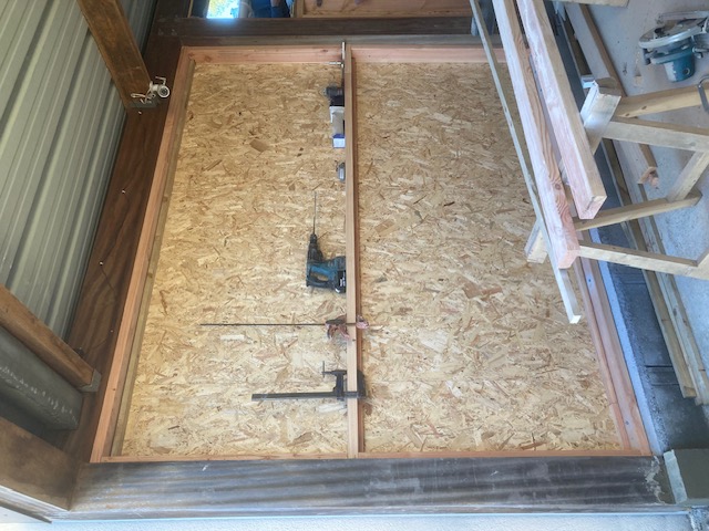 Avo renovation isolation d un garage aux ponts de ce maconnerie surbots menuiserie porte fenetre bardage 17