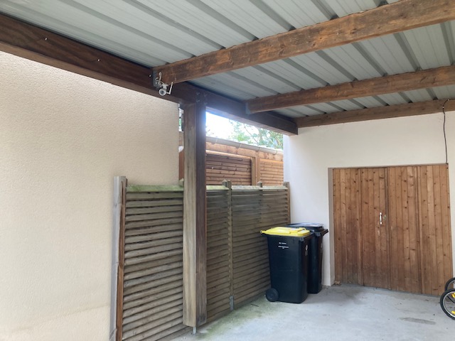 Avo renovation isolation d un garage aux ponts de ce maconnerie surbots menuiserie porte fenetre bardage 2