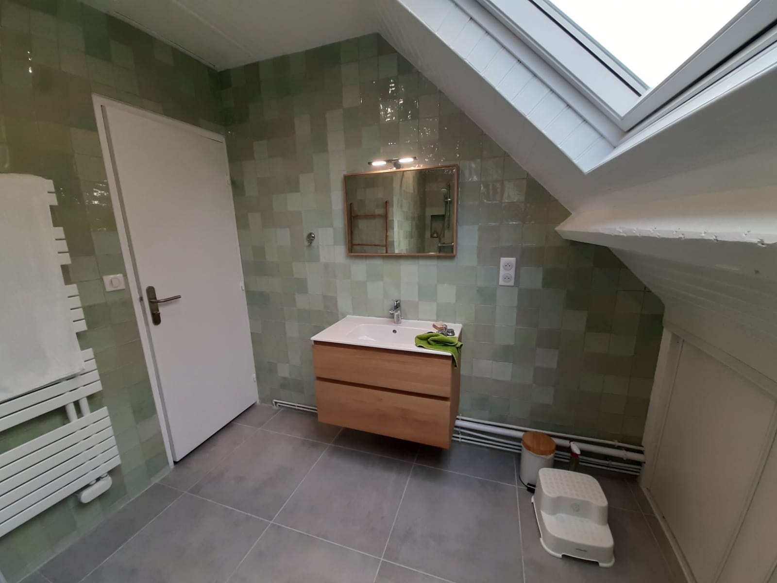 Avo renovation renovation complete de salle de bain etage au plessis mace plomberie et depannage 8