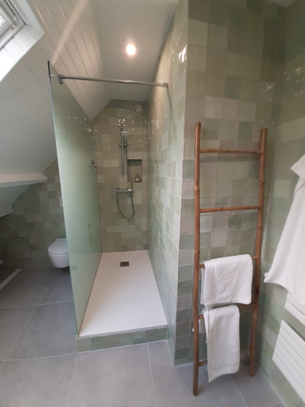 Avo renovation renovation complete de salle de bain etage au plessis mace plomberie et depannage 6