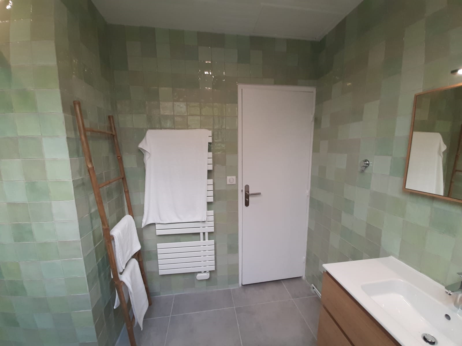 Avo renovation renovation complete de salle de bain etage au plessis mace plomberie et depannage 4