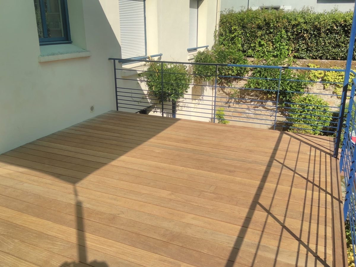 Avo renovation terrasse sur pilotis galvanise lames ipe garde corps metal metallise laque 5