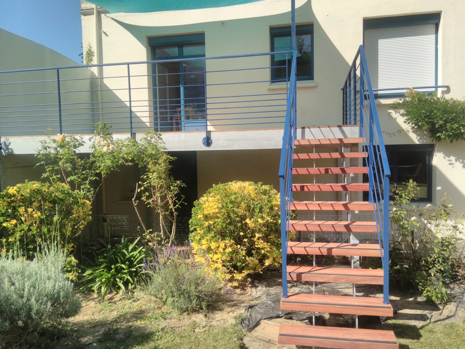 Avo renovation terrasse sur pilotis galvanise lames ipe garde corps metal metallise laque 3