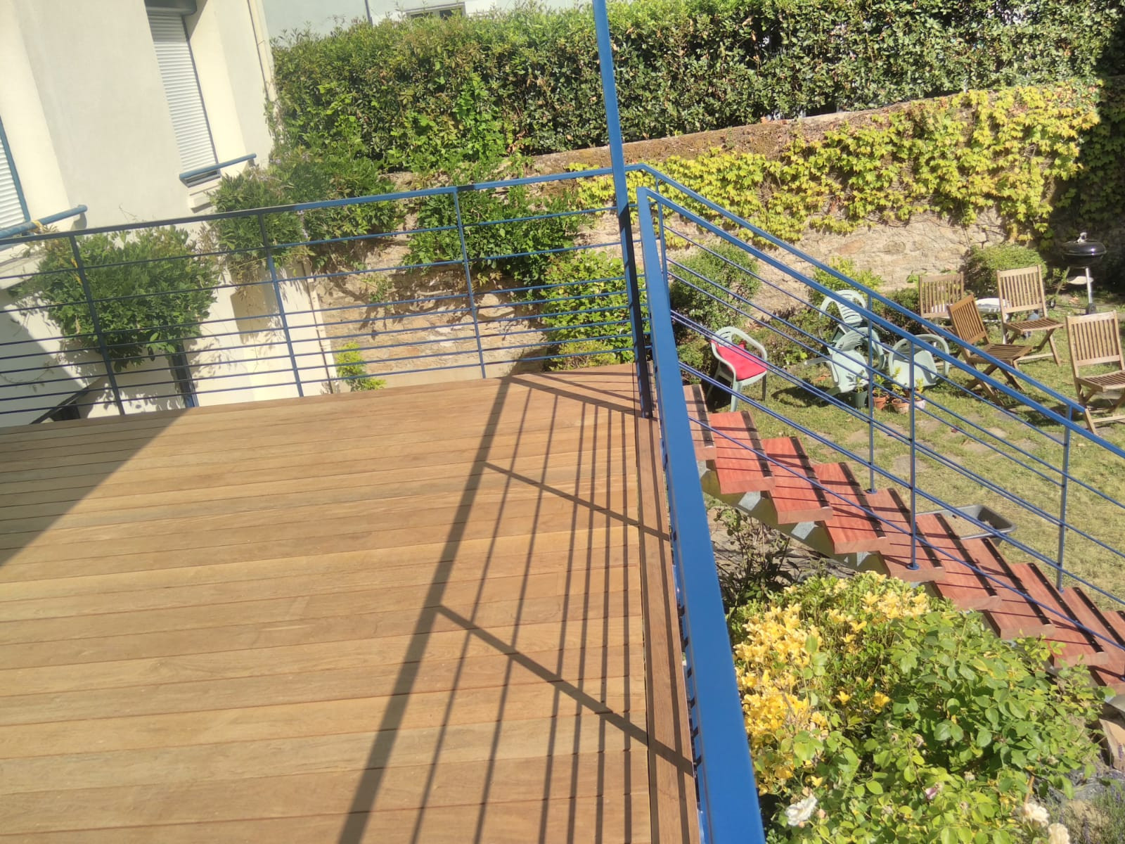 Avo renovation terrasse sur pilotis galvanise lames ipe garde corps metal metallise laque 1