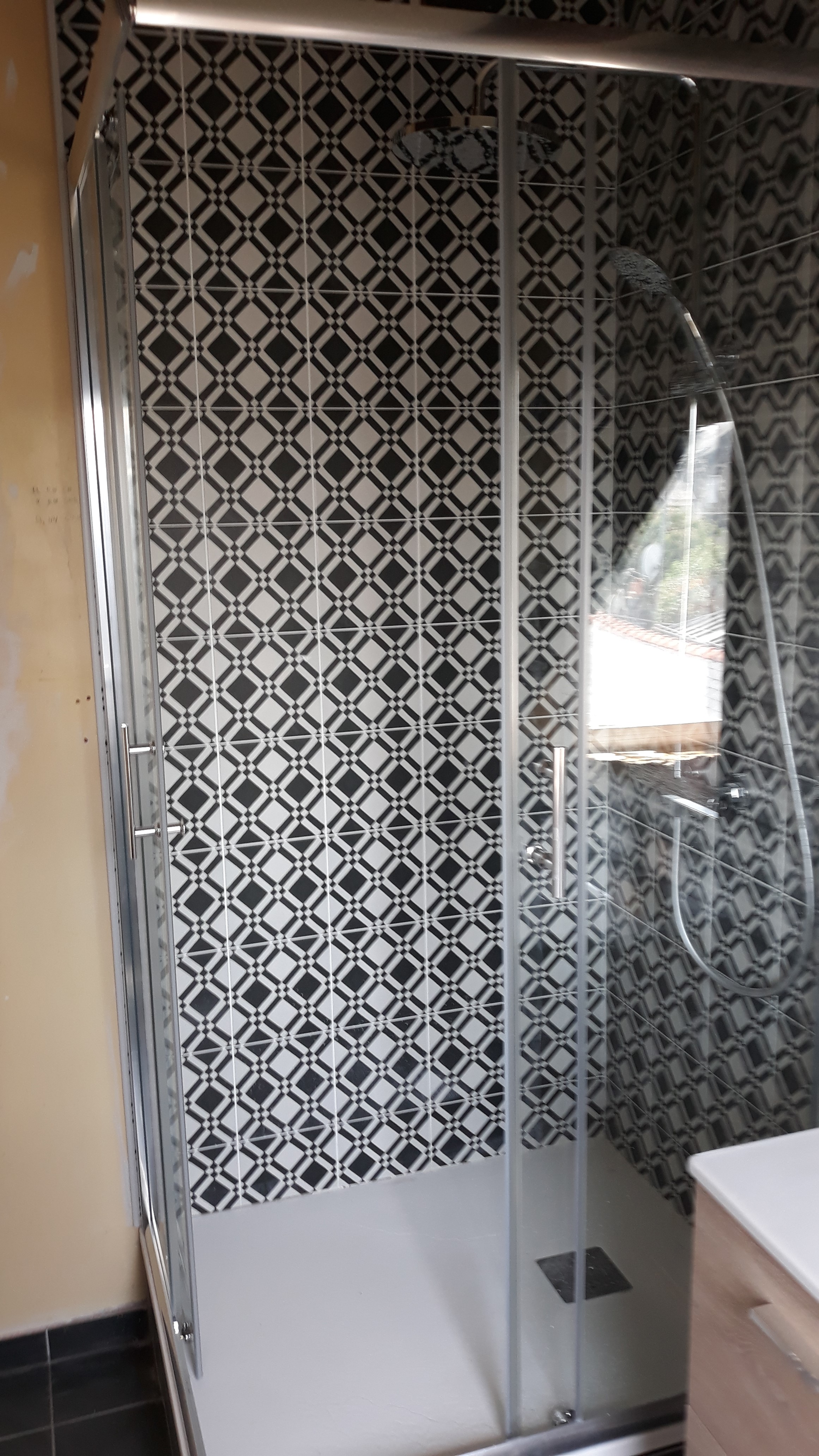 Avo renovation renovation espace salle de bain centre ville angers 10