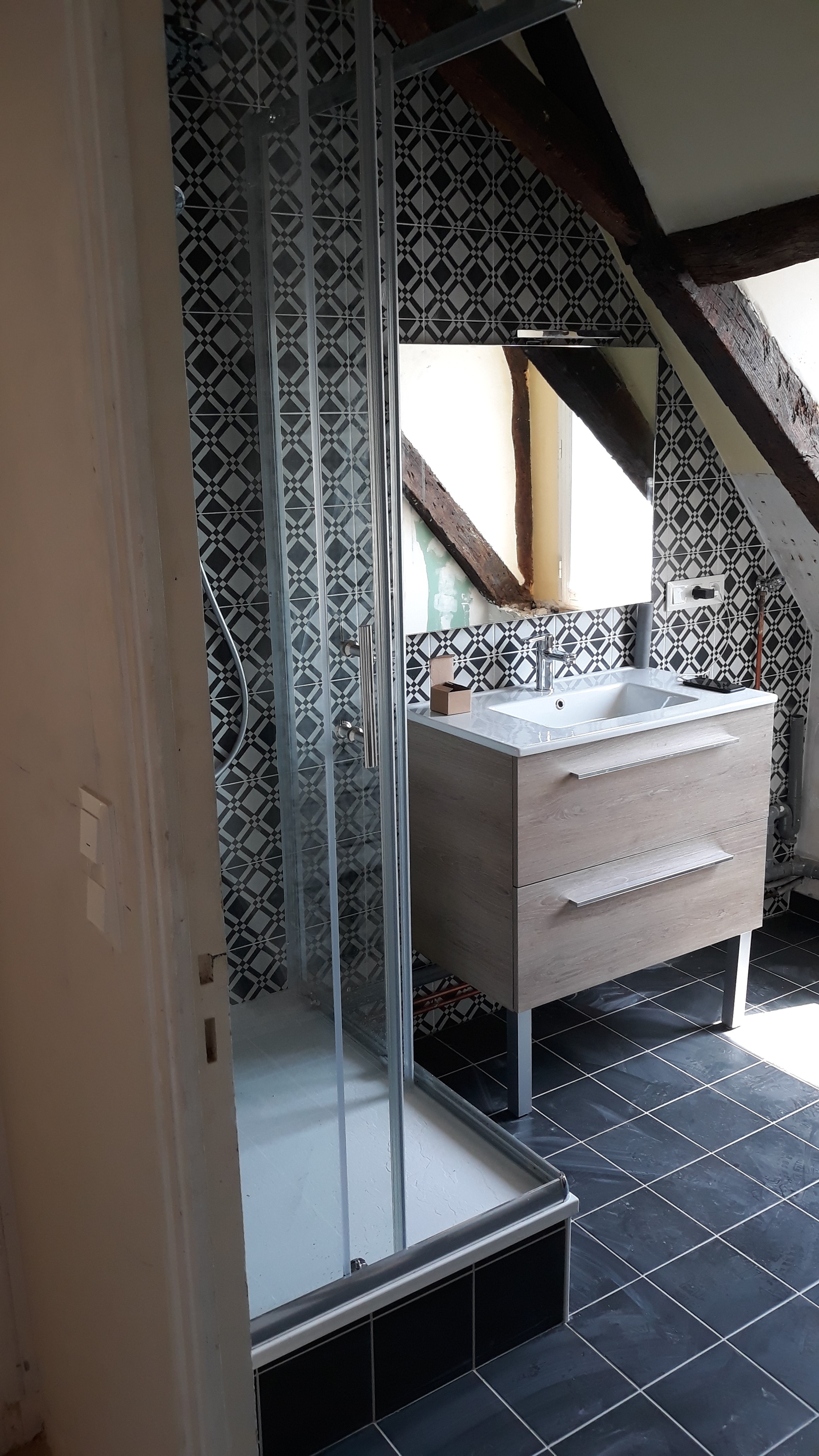 Avo renovation renovation espace salle de bain centre ville angers 9