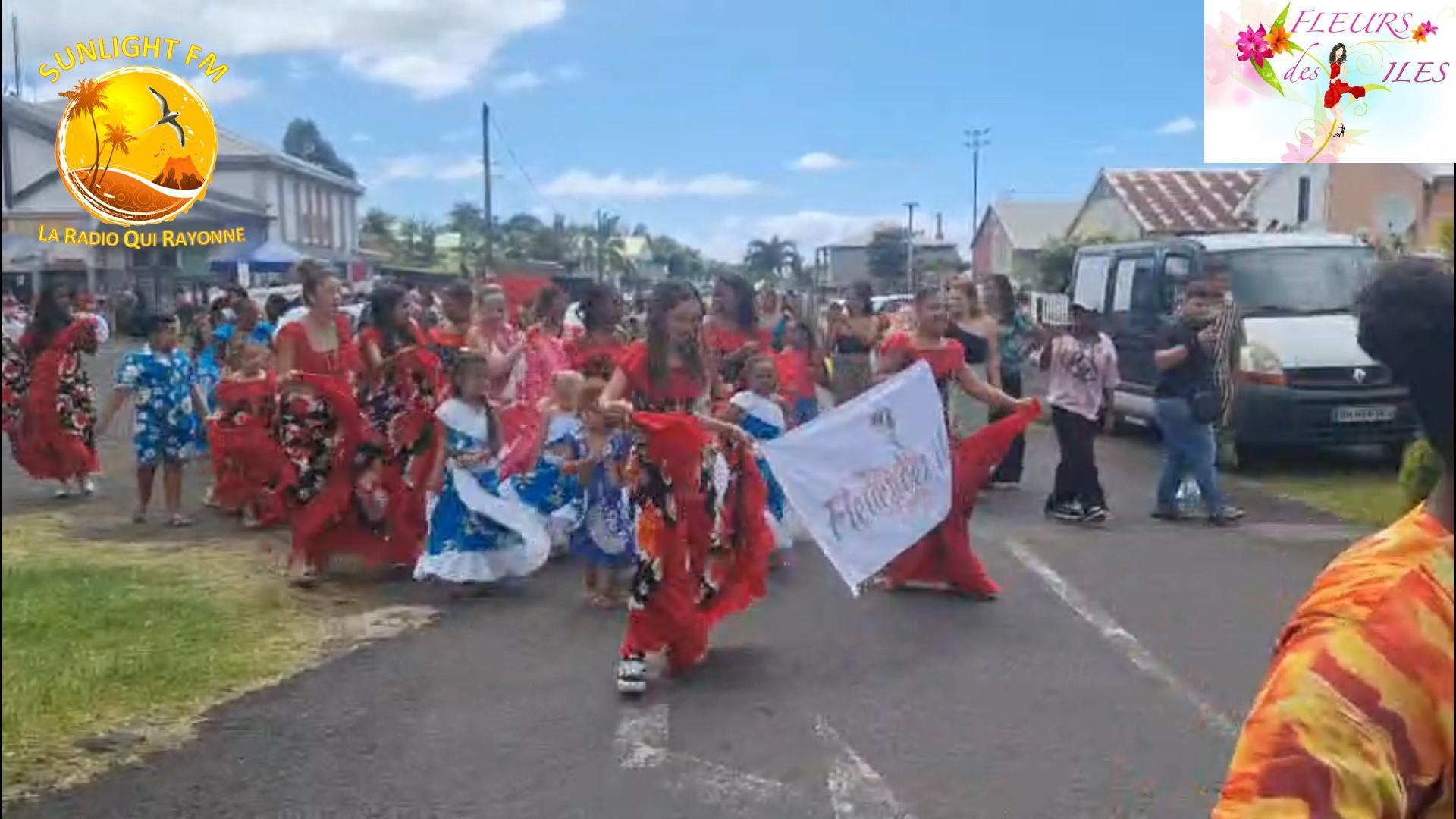 Journee-intergenerationnelle-avec-Fleurs-des-Iles-a-St-Philippe-le-26-Octobre-2025-Miniature
