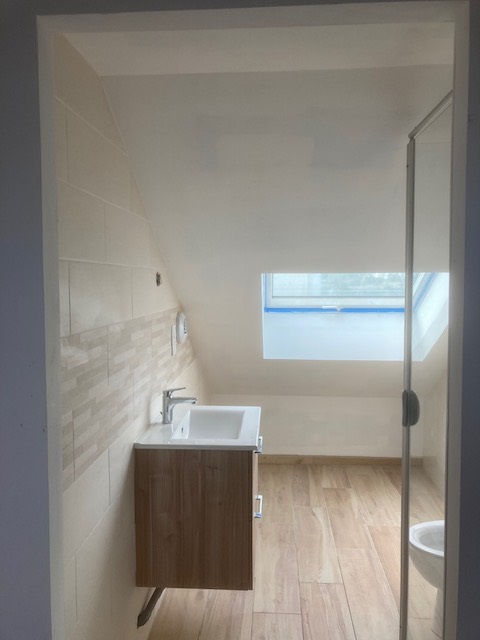 Avo renovation angers amenagement de combles escalier sur mesure placo plomberie electricite isolation sol tubage 58